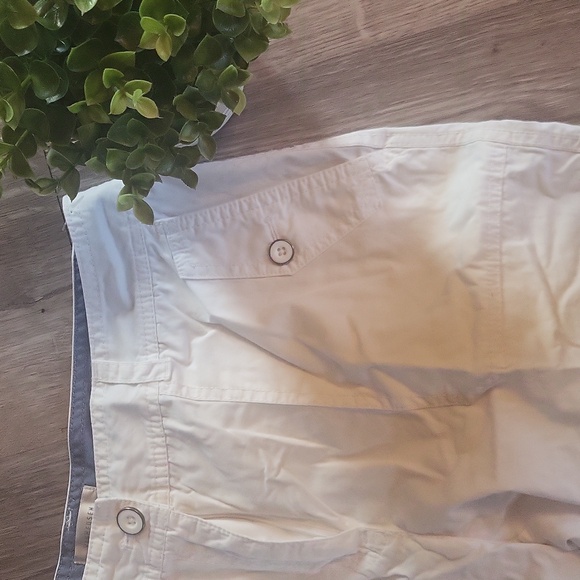Van Heusen l capris l white l like new l size 13 - Picture 3 of 7